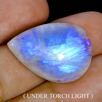 Місячний камінь. 0501