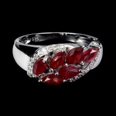 Каблучка. Натуральний рубін. Срібло 925. К5500