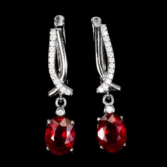 Сережки. Натуральний рубін. Срібло 925. С5503