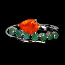 Каблучка. Натуральний опал і смарагд. Срібло 925. К6029