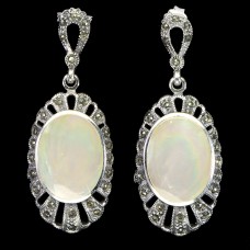 Сережки. Натуральний перламутр і марказит. Срібло 925. С6046 Сережки. Натуральний перламутр і марказит. Срібло 925. С6046
