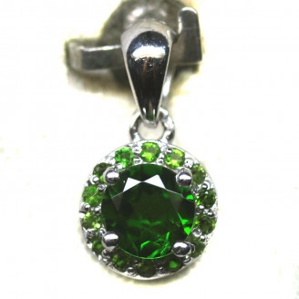 Підвіска. Натуральний хром діопсид. Срібло 925. П6144