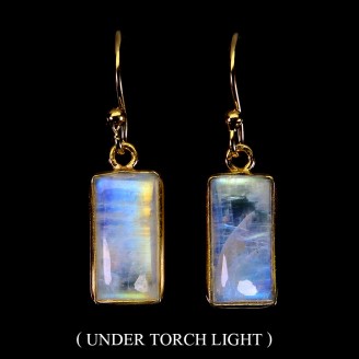 Сережки. Натуральний місячний камінь. Срібло 925. С6163