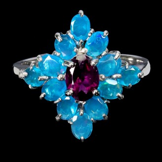 Каблучка. Натуральний гранат родоліт і опал. Срібло 925. К6170