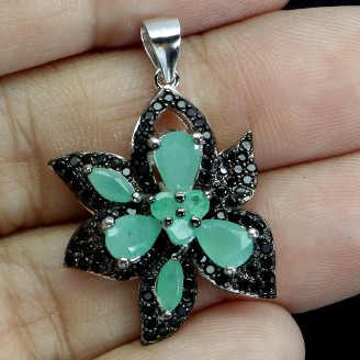 Підвіска. Натуральний смарагд і шпінель. Срібло 925. П6352