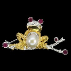 Брошка. Натуральний перл і рубін. Срібло 925. П6385