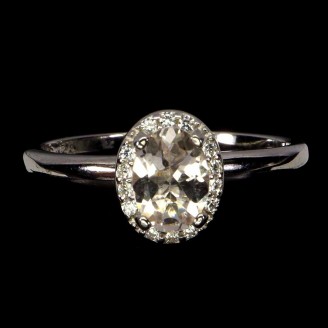 Каблучка. Натуральний морганіт. Срібло 925. К6405