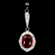 Підвіска. Натуральний рубін. Срібло 925. П6476