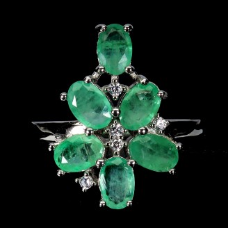 Каблучка. Натуральний смарагд. Срібло 925. К6505