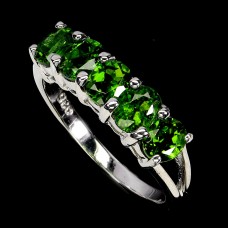 Каблучка. Натуральний хром діопсид. Срібло 925. К6534