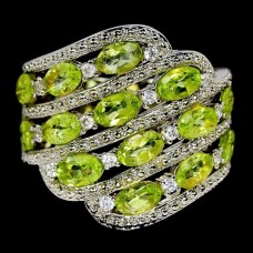 Каблучка. Натуральний перидот. Срібло 925. К6712