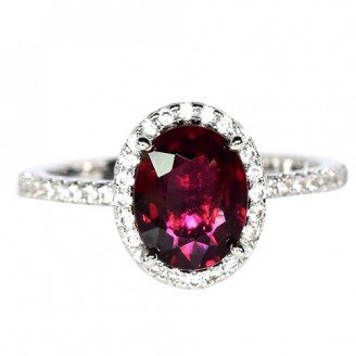 Каблучка. Натуральний гранат родоліт. Срібло 925. К6734