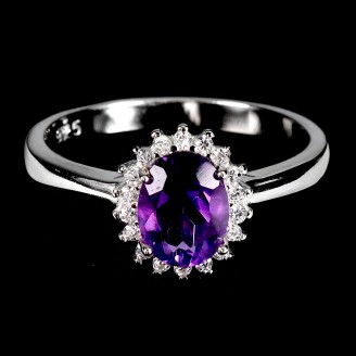 Каблучка. Натуральний аметист. Срібло 925. К6775