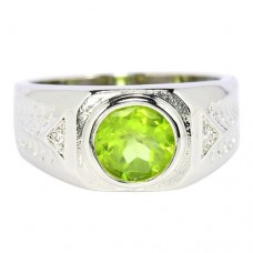 Каблучка. Натуральний перидот. Срібло 925. К6789